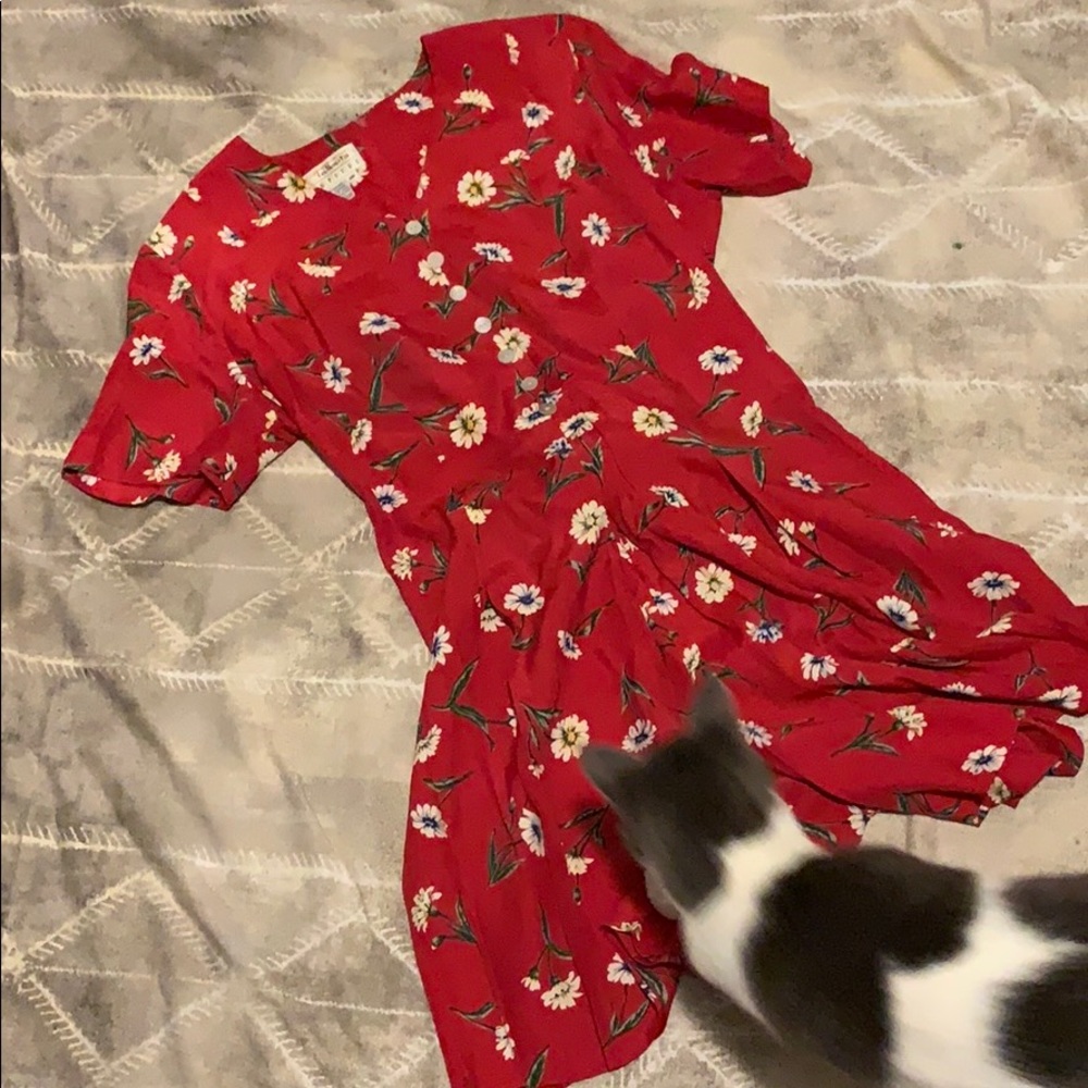 Romper - Picture 2 of 4